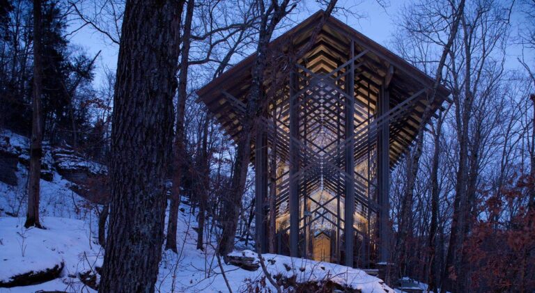 Thorncrown Chapel E Faye Jones 768x421