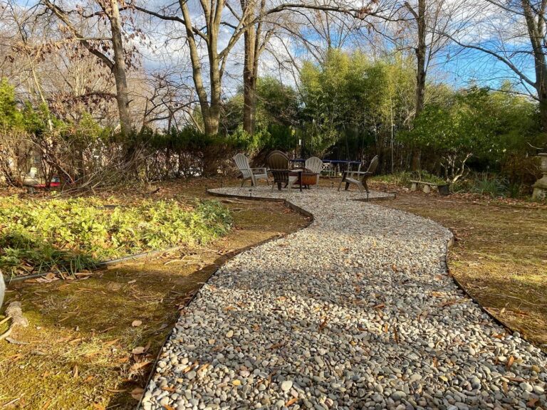 DelawareRiverRocks walkway 768x576